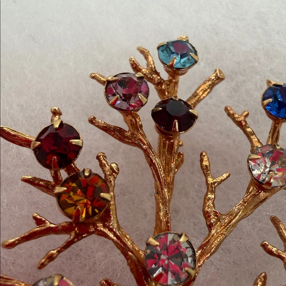 Sarah Coventry vintage tree